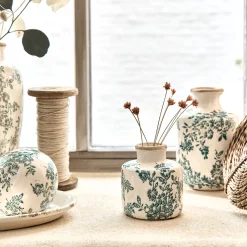 Vase à motifs fleuri en céramique D9,5xH10cm - vert