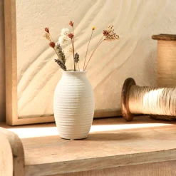 Vase classique en grès strié H12,5cm - blanc