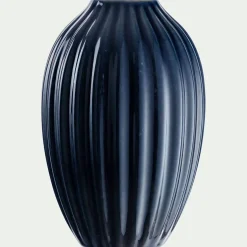 Vase strié en porcelaine H19,5cm - bleu